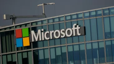 Pasaulinę krizę sukėlė „Microsoft“ susitarimas su Europos Sąjunga? Paaiškėjo, kiek kompiuterių buvo paveikta, atskleidžiamos stebinančio susitarimo detalės
