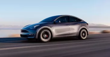 „Tesla“ elektromobilių gerbėjams teks nusivilti: E.Muskas patvirtino, jog šiemet neketinama atnaujinti populiariausio bendrovės modelio