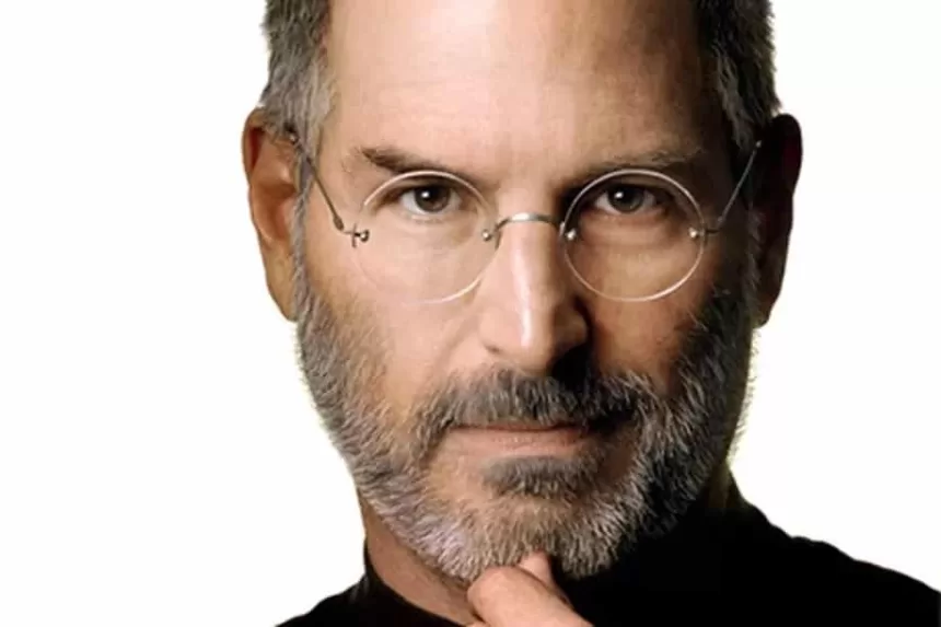 Steve Jobs gyvas ir gyvena Egipte?