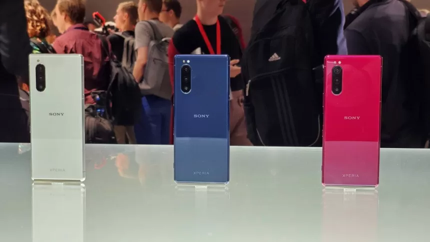 „Sony“ lenkia pati save: puikios naujienos pasiekė 2019 metų telefonų savininkus
