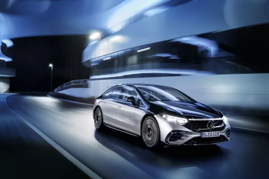 Dienos šviesą išvydo prabangiausias elektromobilis: „Mercedes-Benz EQS“ greitai pasieks ir Lietuvą