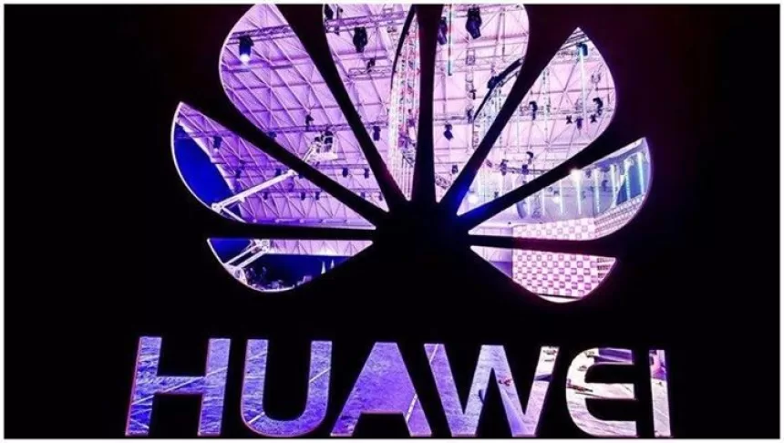 „Huawei“ taip lengvai nepasiduos: prispausta sankcijų gamins kompiuterius