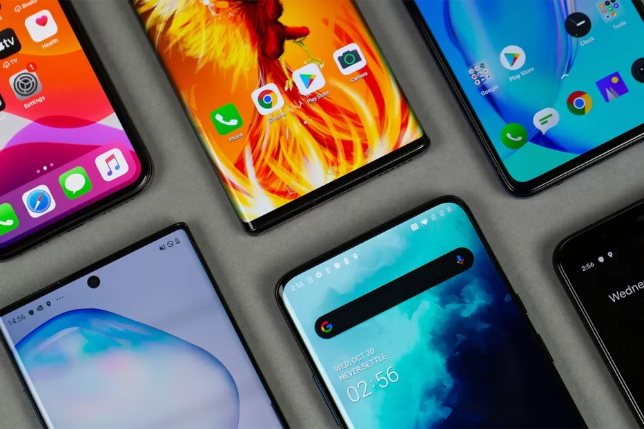 Užfiksuotas telefonų pardavimų augimas: lyderiu išlieka „Samsung“, ant kulnų lipa Kinijos milžinės