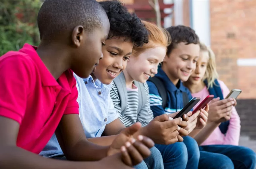 3 žaidimai Jūsų telefone, kurie gali lavinti jūsų vaikų įgūdžius