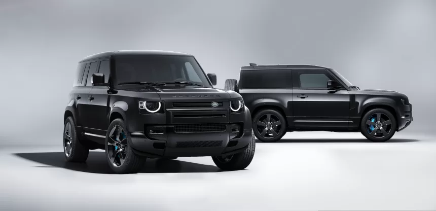 „Land Rover“ pristatė naujieną: J.Bondo filmui paminėti sukurtas įspūdingas automobilis