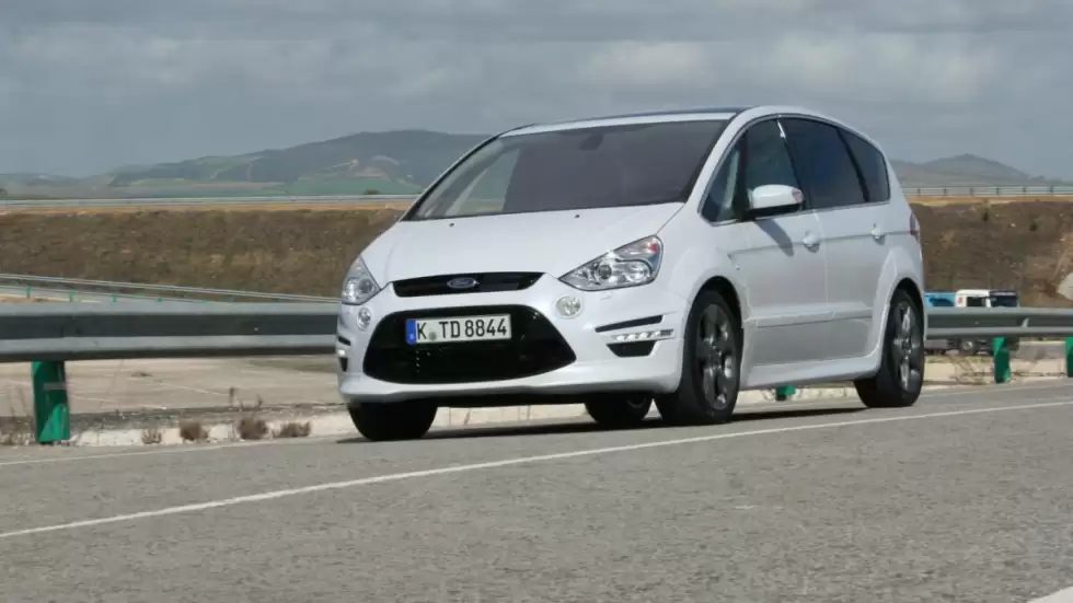 Ford-S-Max-2.5