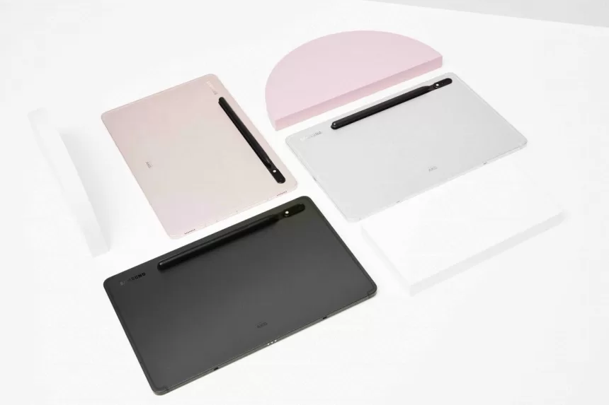 Artėja „Galaxy Tab S9“ serijos planšečių pristatymas: paaiškėjo, pirmosios specifikacijos ir išskirtinė „Ultra“ modelio savybė