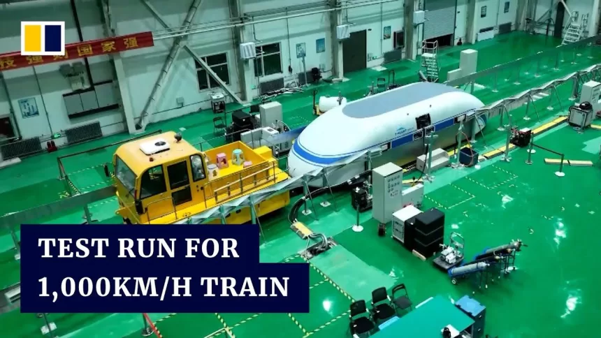 Traukinys, siekiantis aplenkti net ir lėktuvą: Kinijoje sukurtas šedevras pagerino pasaulio greičio rekordą, skaičiai nustebins daugelį