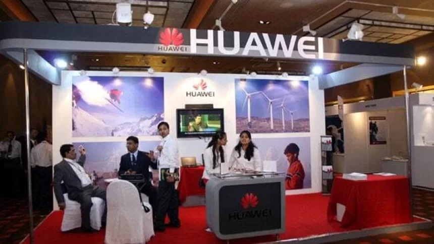 „Huawei“ jau kitąmet gali tapti populiariausiu telefonų gamintoju