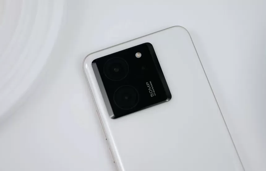 Artėja „Xiaomi 14T“ serijos išmaniųjų telefonų pristatymas: aiškėja daugiau „Pro“ modelio savybių, pasirodė nauja informacija apie įrenginio kameras