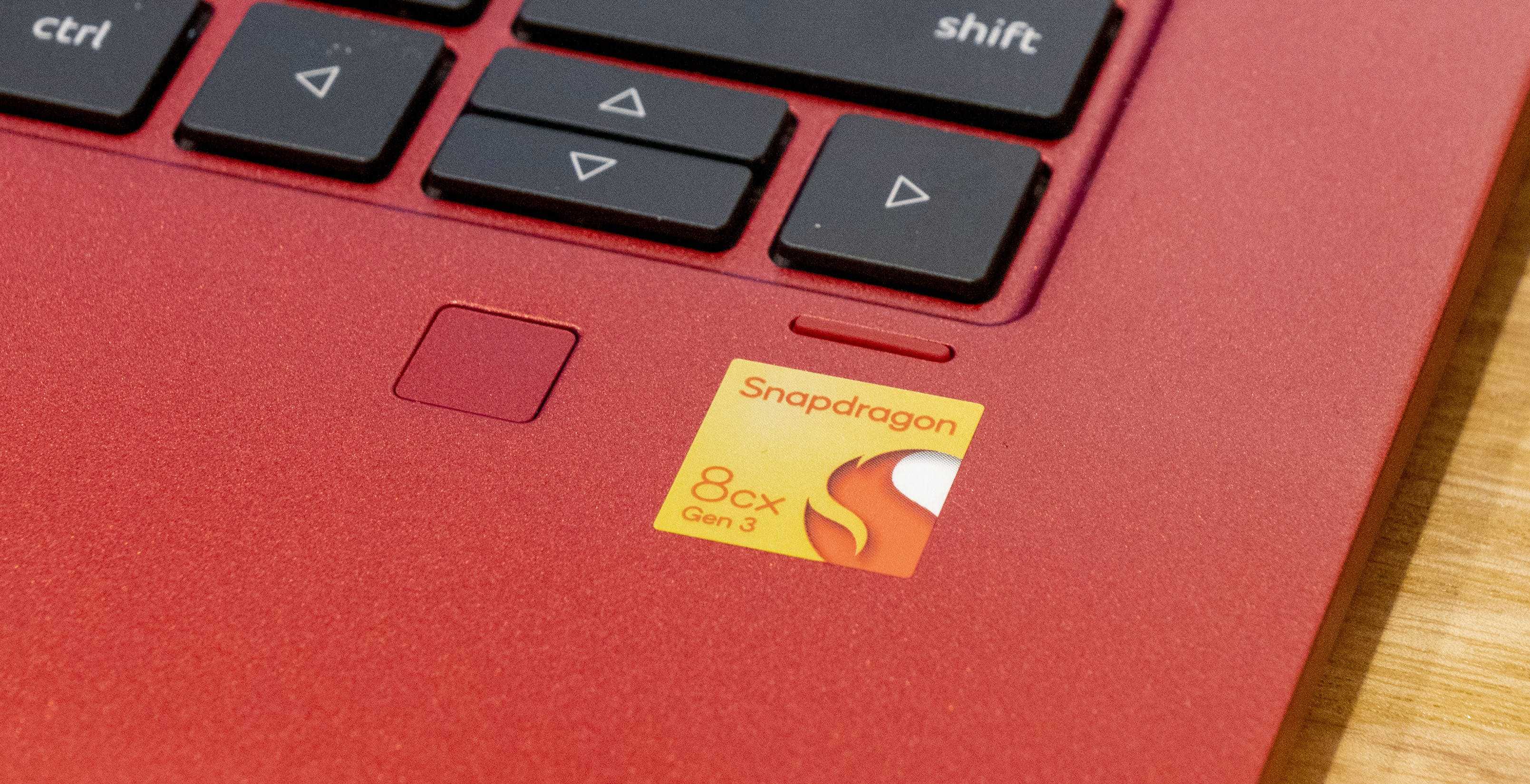 „Qualcomm“ žvelgia į ateitį: pristatė kompiuteriams skirtus „Snapdragon“ su išskirtinėmis savybėmis