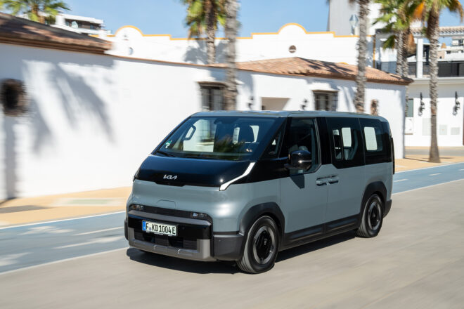 „Kia PV5 Passenger“ automobilis. Gamintojo nuotr.