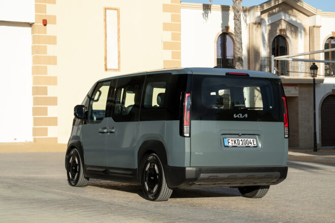 „Kia PV5 Passenger“ automobilis. Gamintojo nuotr.