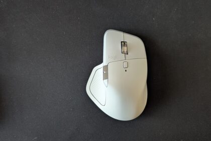„Logitech MX Master 4“ belaidė pelė. Luko Snarskio nuotr.
