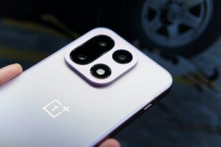 „OnePlus 15“ išmanusis telefonas. Unsplash nuotr.