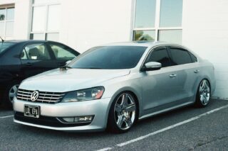 „Volkswagen“ automobilis. Unsplash nuotr.