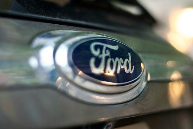 „Ford“ simbolis. Unsplash nuotr.